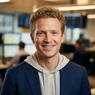 Ryan Brooks, identificado como Analista-Chefe de Trading na Amplo Crescório, foto de perfil